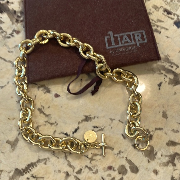1AR by unoaerre 18k gold plated necklace.  In new condition - Picture 1 of 3